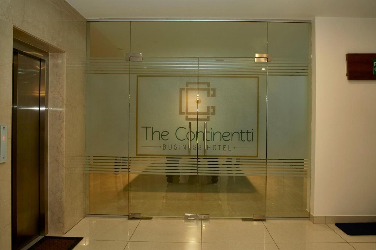 Hotel The Continentti Whitefield à Bangalore Extérieur photo